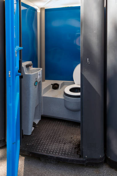 Portable Toilet Options We Offer in Linton Hall, VA