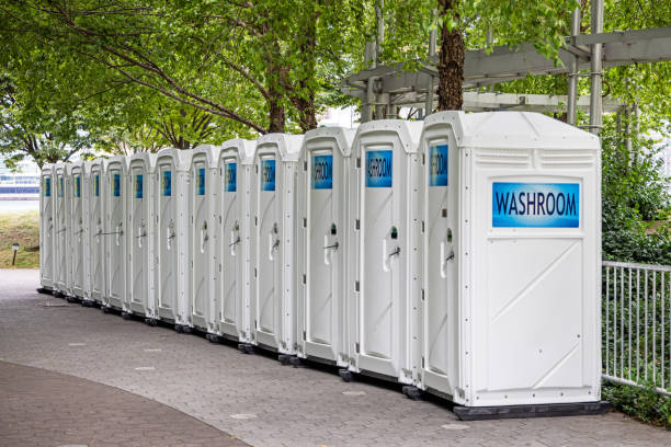 Best Best portable toilet rental  in Linton Hall, VA
